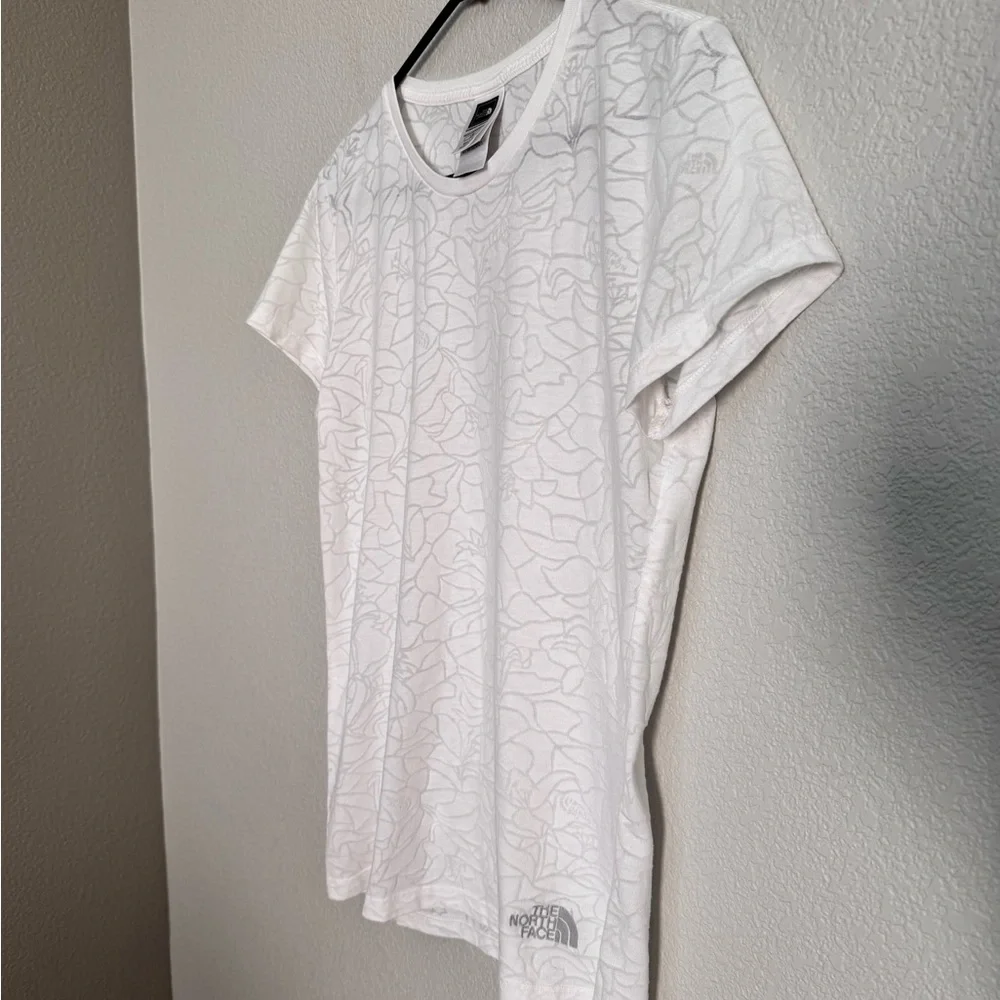 The North Face Textured Tee White Floral Women’s L - Picture 3 of 5